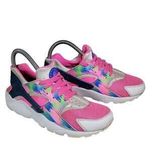 Nike Huarache Pink Blast Sneakers Big Kids Size 6Y Womens Size 7.5